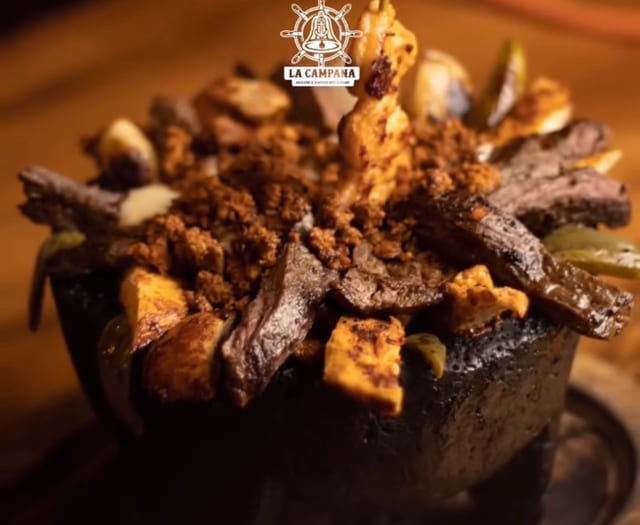 Molcajete Campana.